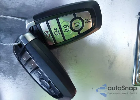 2020 Ford Mustang Ecoboost Premium Fastback z USA, uszkodzony, nr VIN 1FA6P8TD1L5184297